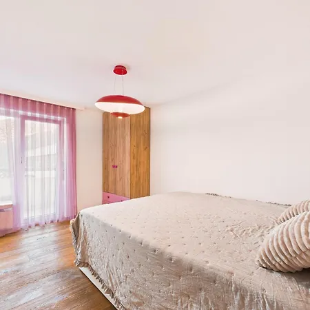 アパート Briger Direkt In Der Stadt ブリーク