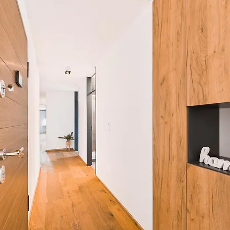Briger Direkt In Der Stadt Apartmán