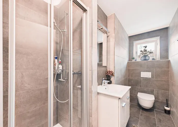 Briger Direkt In Der Stadt