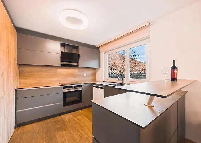 Briger Direkt In Der Stadt Brigue