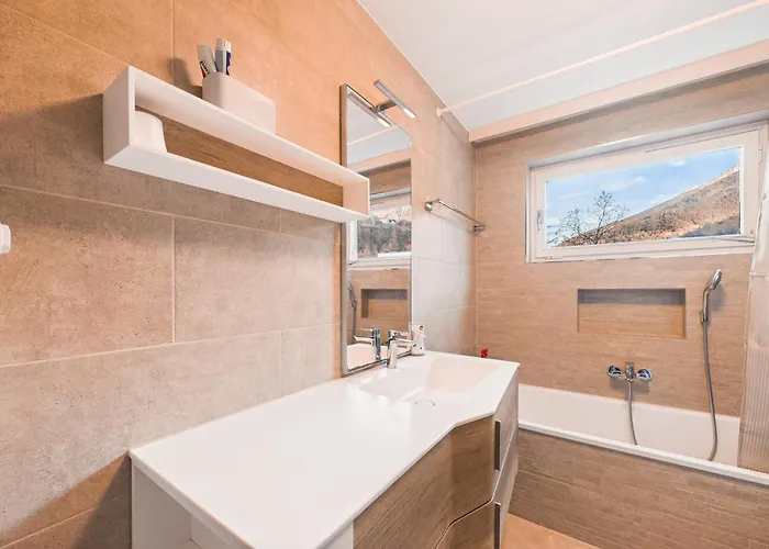 Briger Direkt In Der Stadt