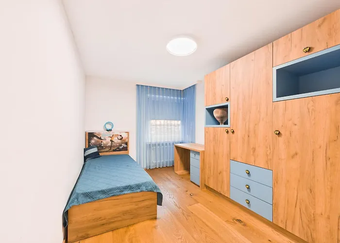 Briger Direkt In Der Stadt * 브리그